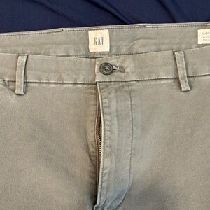 GAP Essential Khaki Straight Tapered Pants